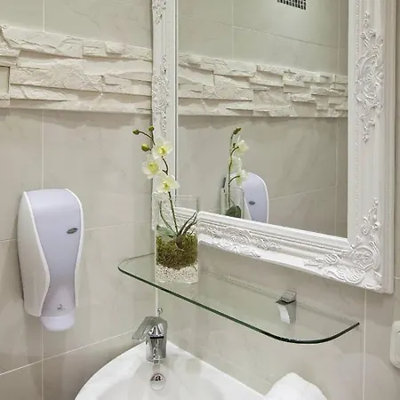City Apart Hotel Füssen 4*